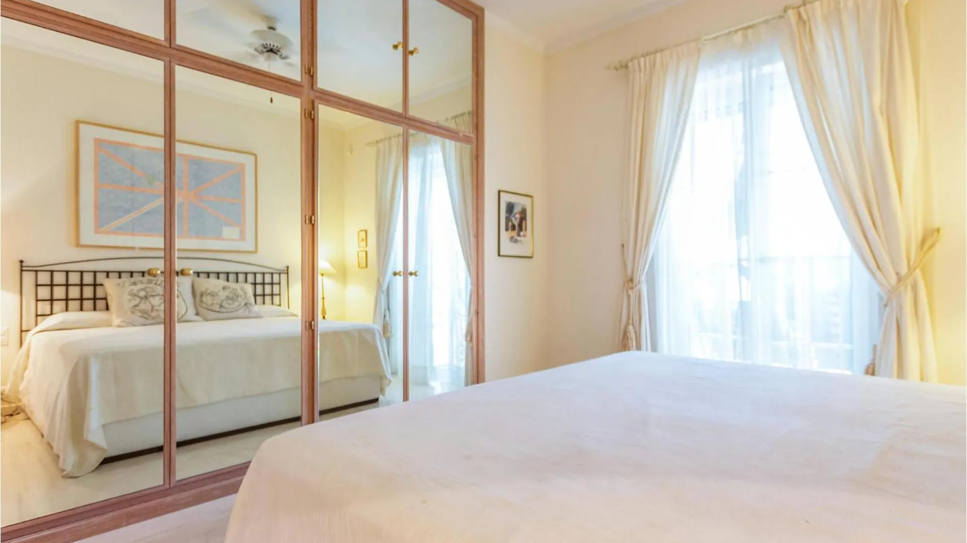 7 Bedroom Cozy Home In マラガ 別荘