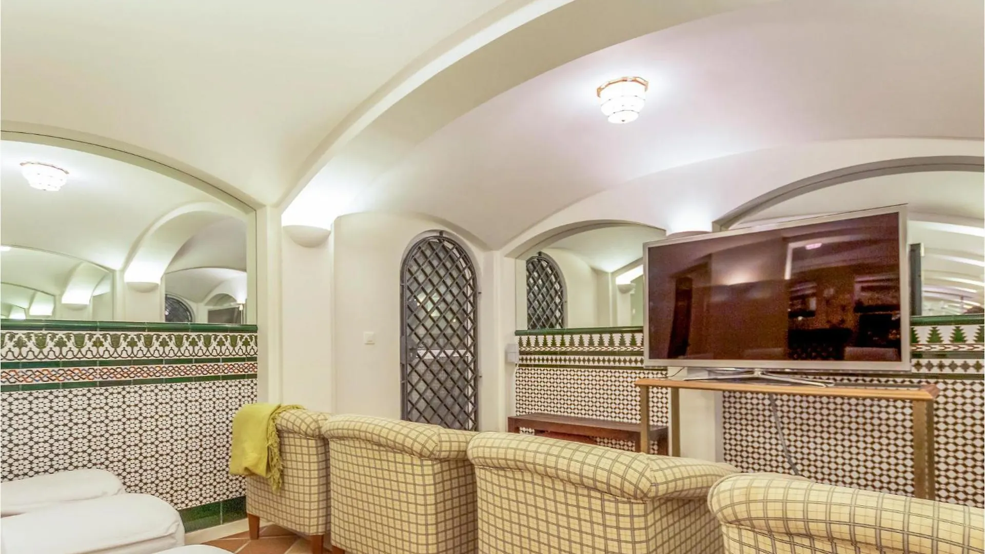 7 Bedroom Cozy Home In マラガ スペイン