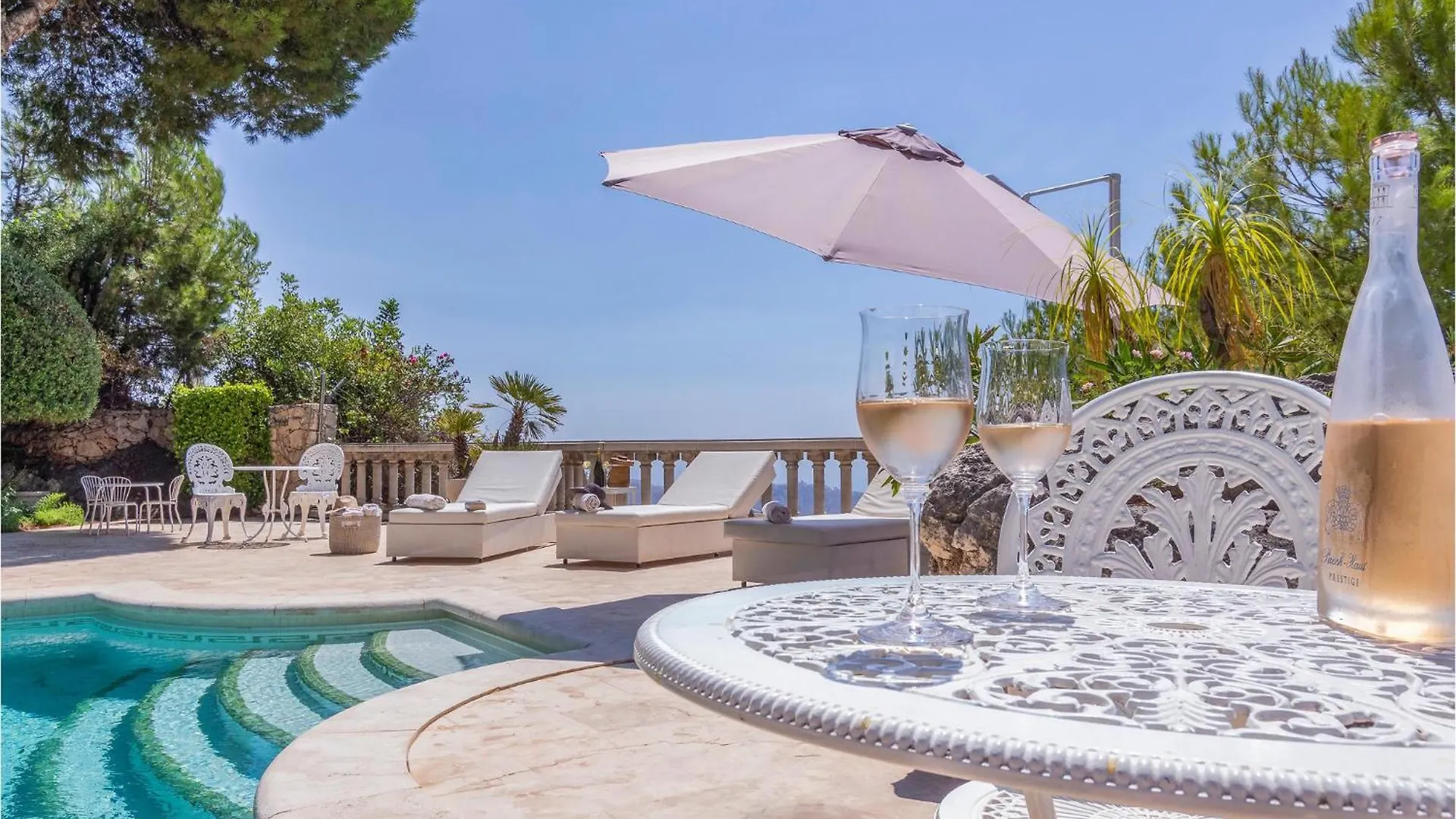 7 Bedroom Cozy Home In Málaga 0*,